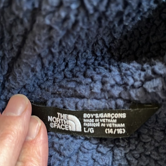 Boys North Face jacket - Picture 2 of 8